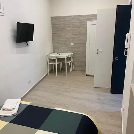 La Dimora Di Angelo 2 Maison d'hôtes